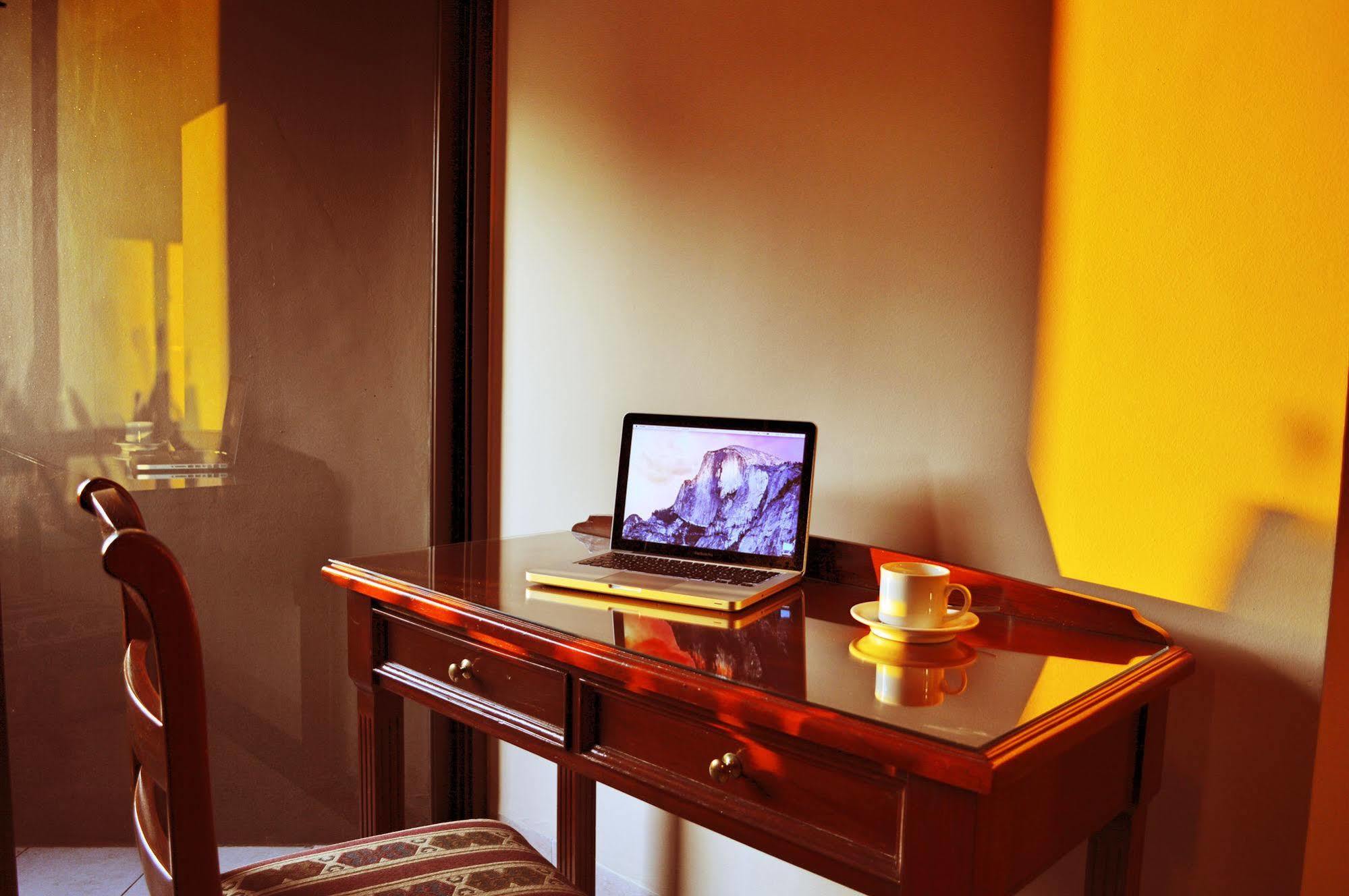 Aspen Hotel&Apart Asuncion Bagian luar foto