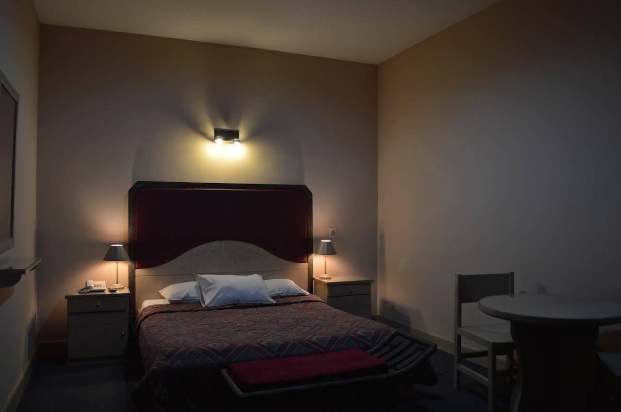 Aspen Hotel&Apart Asuncion Bagian luar foto