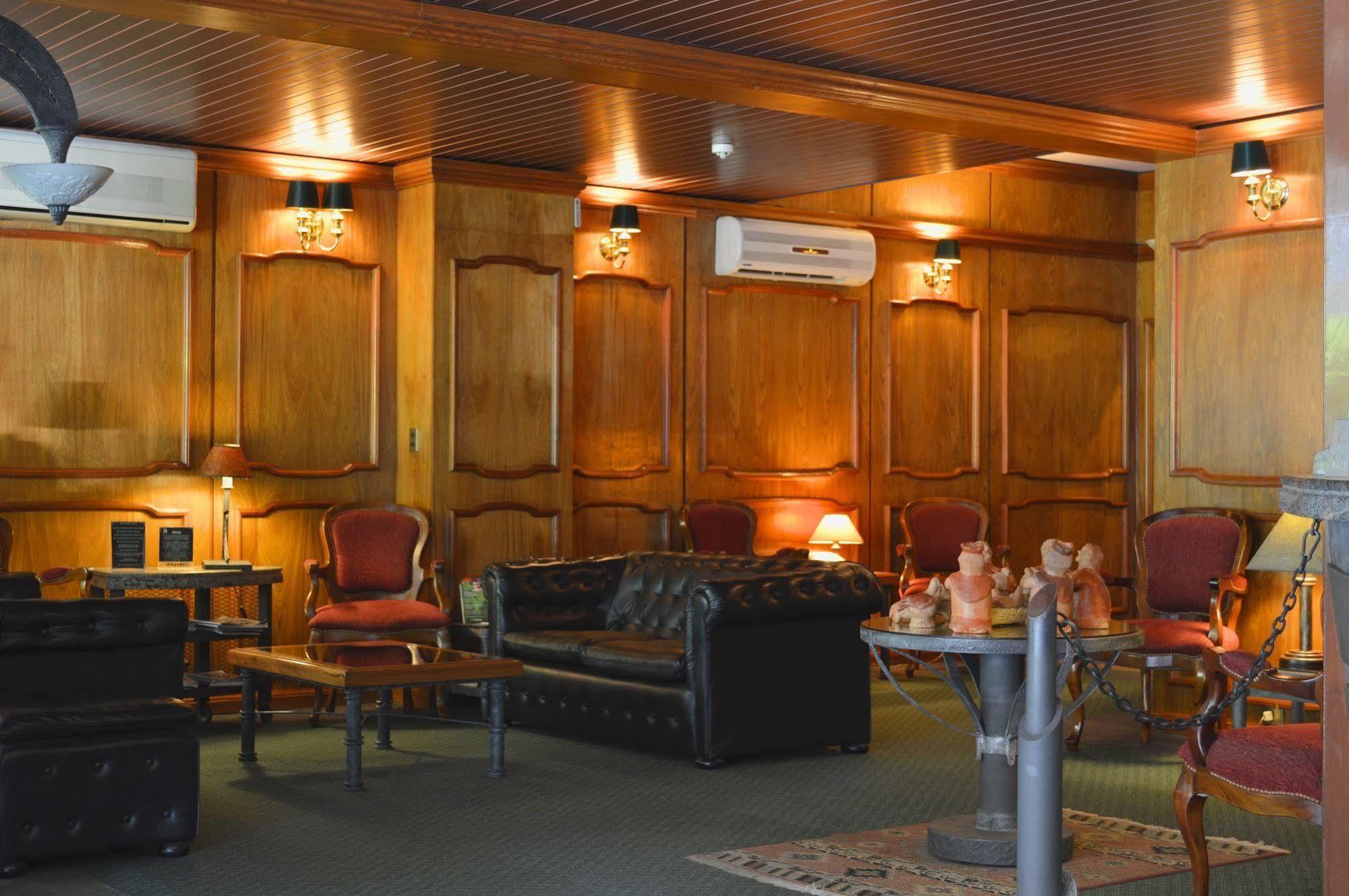 Aspen Hotel&Apart Asuncion Bagian luar foto